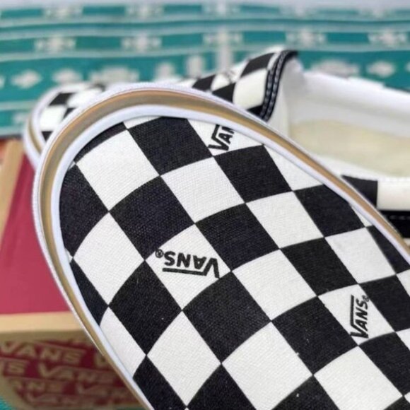 Vans Black and White Checkered Platform Sneakers - Picture 8 of 9